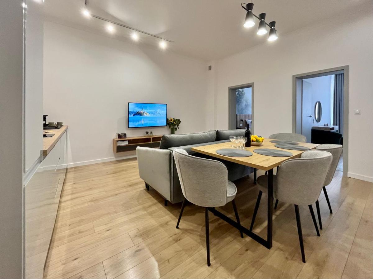 Luna Apartments يلينيا غورا المظهر الخارجي الصورة