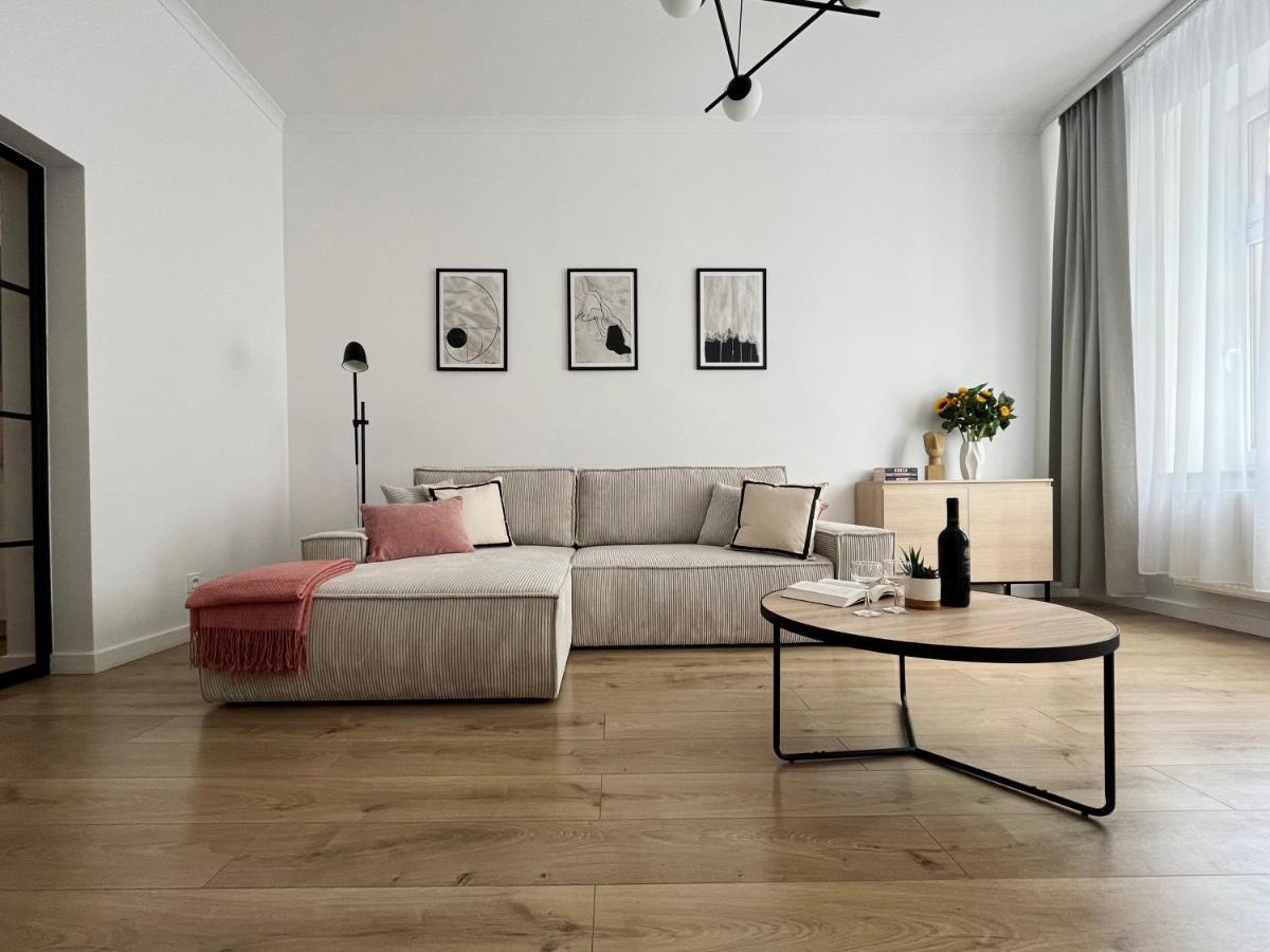 Luna Apartments يلينيا غورا المظهر الخارجي الصورة