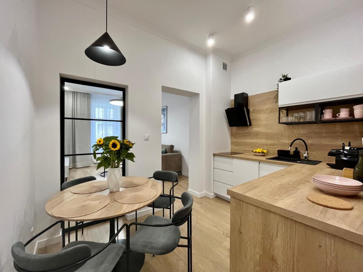 Luna Apartments يلينيا غورا المظهر الخارجي الصورة